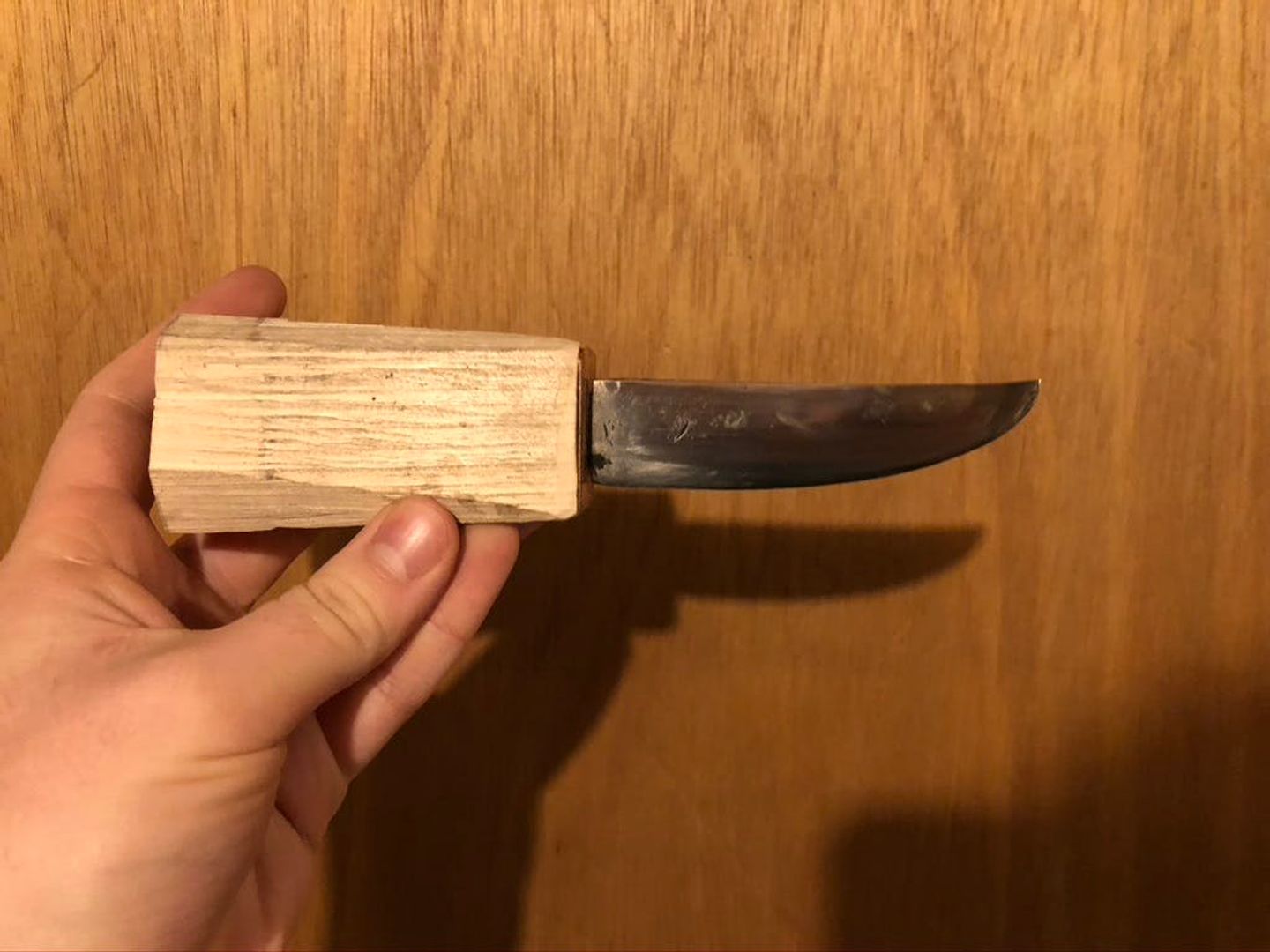 Assembled knife facing right