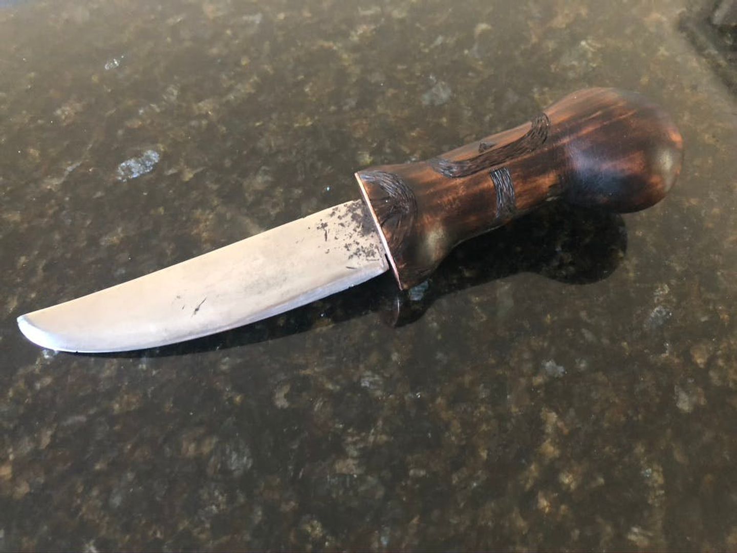 Full view of the finished knife